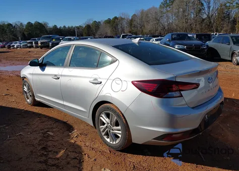 2019 Hyundai Elantra Sel z USA, uszkodzony, nr VIN 5NPD84LF6KH413726